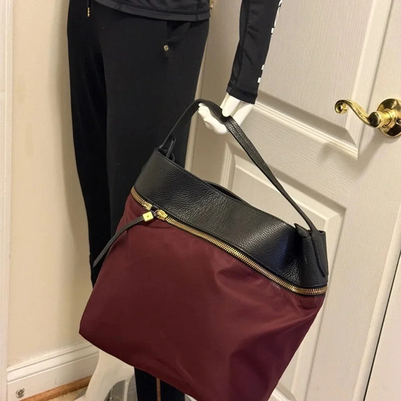 Gianni Chiarini
Leather handbag Very good condition Burgundy, Leather - Picture 10 of 14